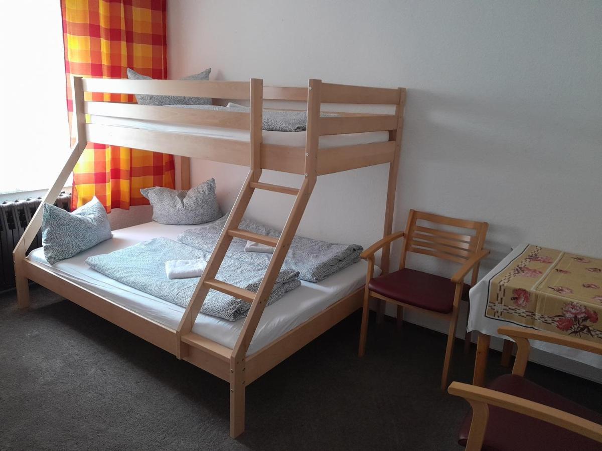 Ostalgie Ferienheim Sorgenfrei Hotel Esterno foto