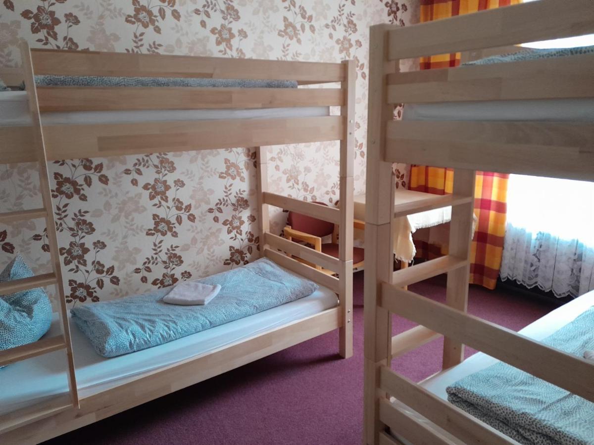 Ostalgie Ferienheim Sorgenfrei Hotel Esterno foto