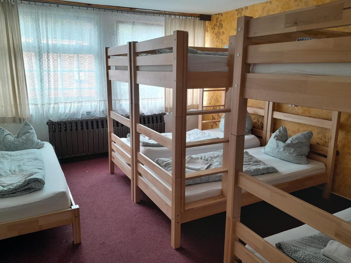 Ostalgie Ferienheim Sorgenfrei Hotel Esterno foto