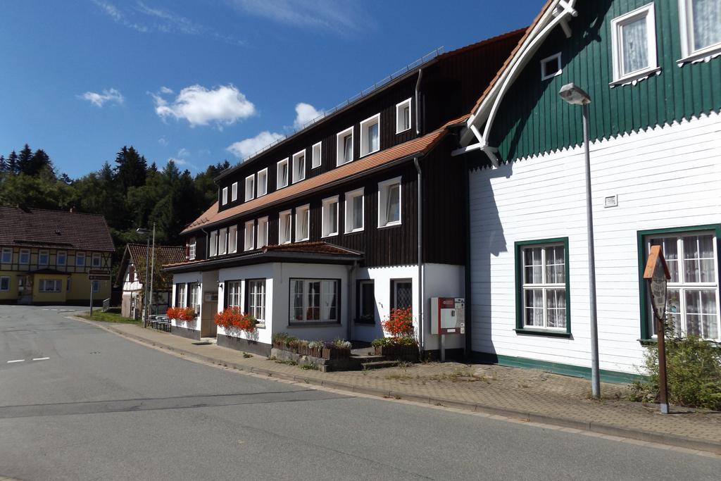 Ostalgie Ferienheim Sorgenfrei Hotel Esterno foto