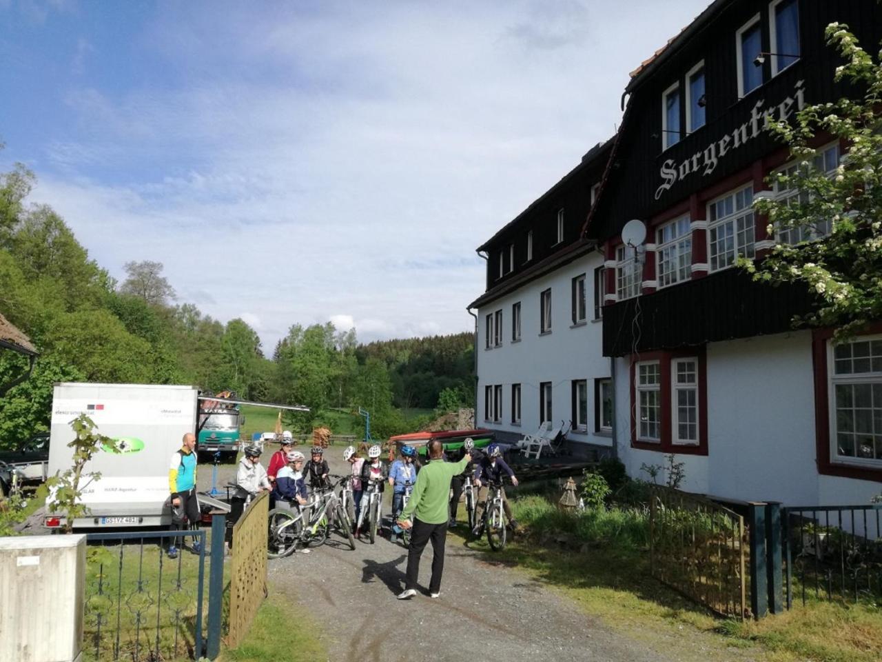 Ostalgie Ferienheim Sorgenfrei Hotel Esterno foto
